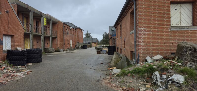 Fil:Brikby hotel.jpg