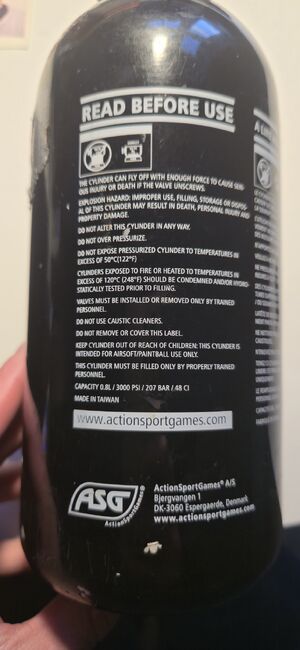 Bagside af HPA flaske.jpg